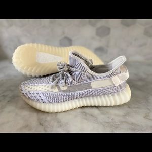 Meet your Posher, Max